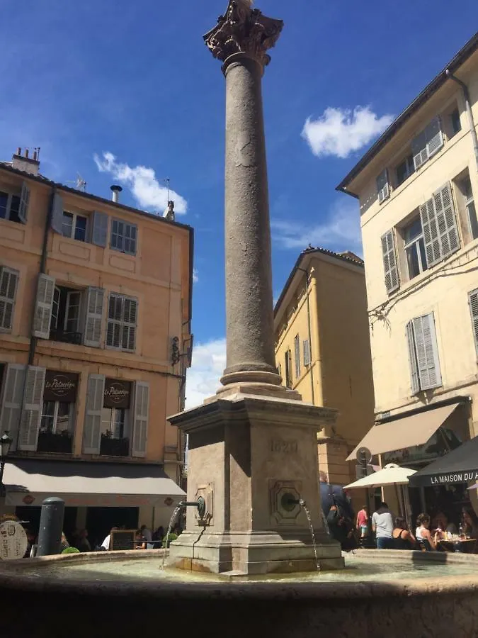 Apartment La Suite Albertas Aix-en-Provence France